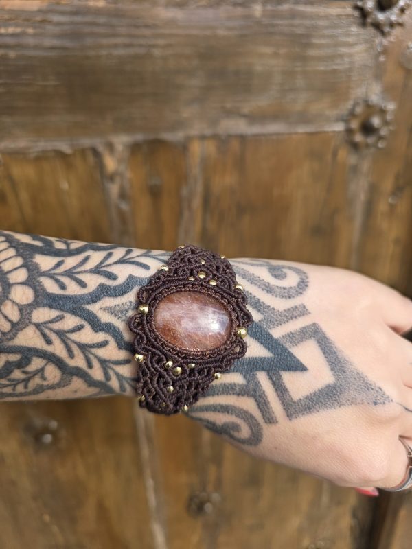 2025/11/1000029783-scaled.jpg Pulsera piedra sol